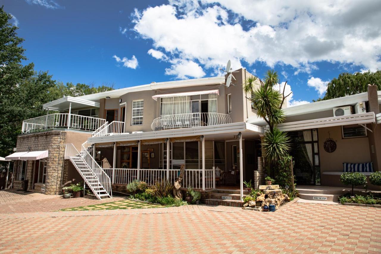 Woodpecker Guesthouse Ficksburg Exterior photo