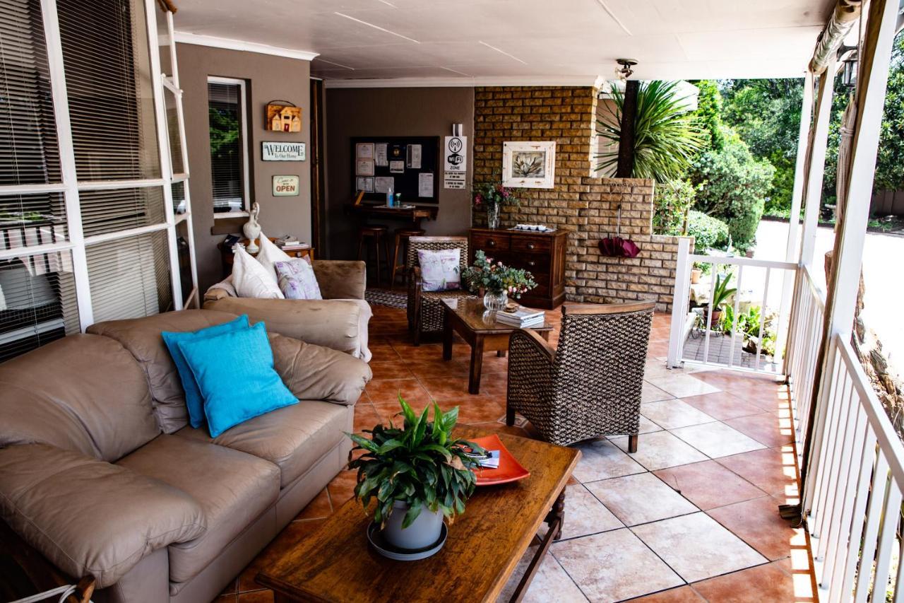 Woodpecker Guesthouse Ficksburg Exterior photo
